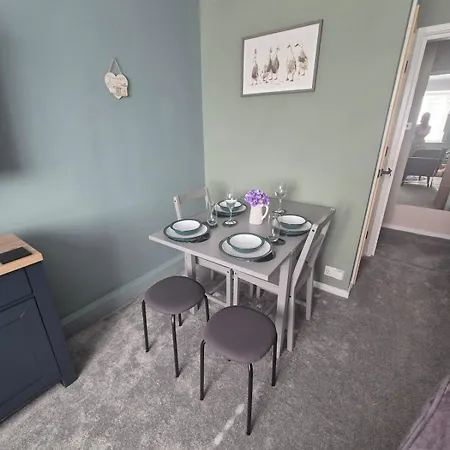 Tranquil Waters - Relaxing Space With Views Apartmán *