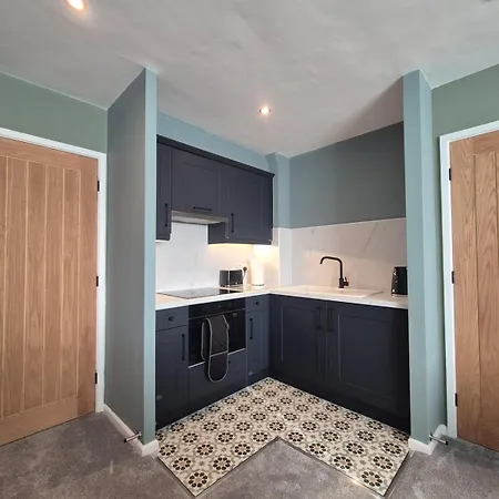 Tranquil Waters - Relaxing Space With Views Apartmán *